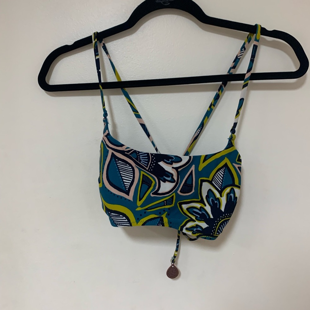 aerie floral Scoop Neck tie back bikini top
